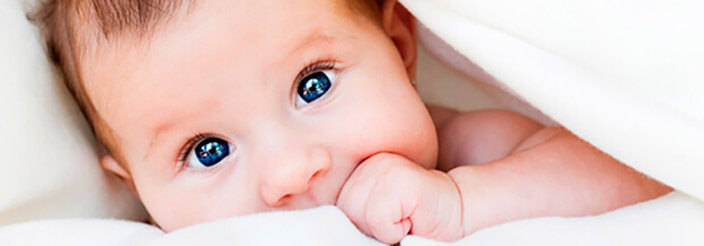 ¿Cómo cuidar los ojos de los bebés?